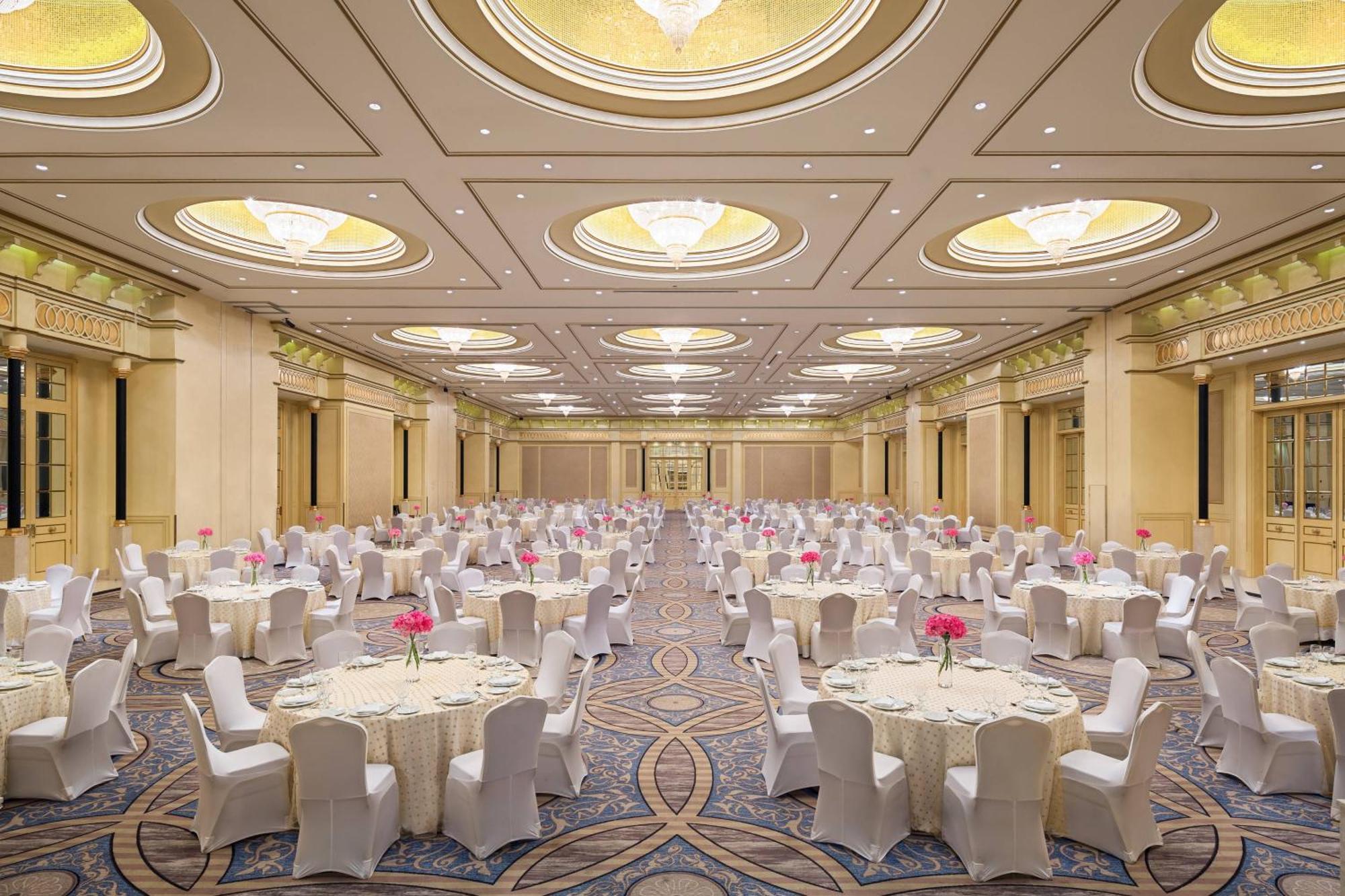 Sheraton Dammam Hotel&Convention Centre Esterno foto The Grand Ballroom
