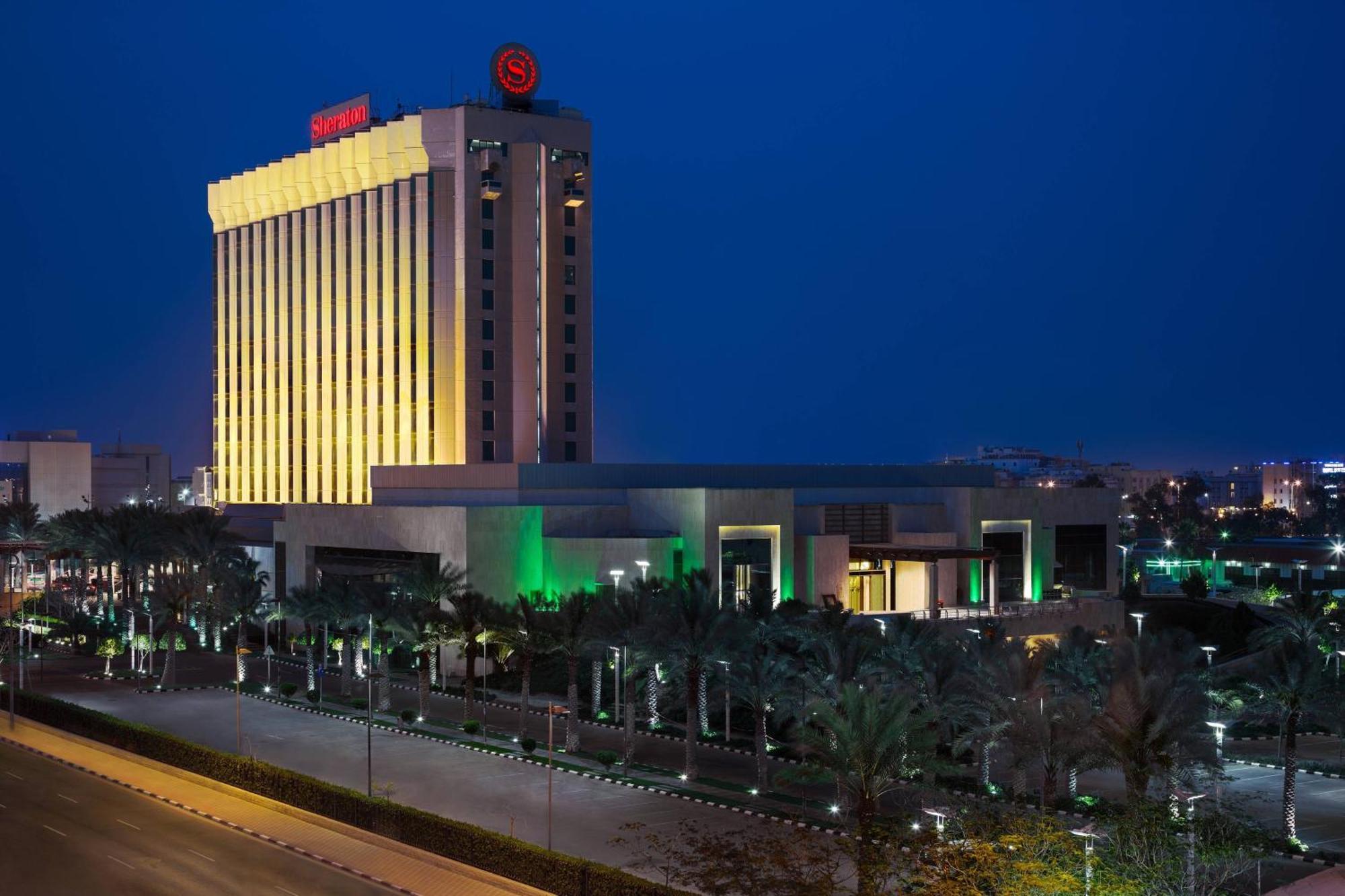 Sheraton Dammam Hotel&Convention Centre Esterno foto Sheraton Riyadh Hotel and Towers