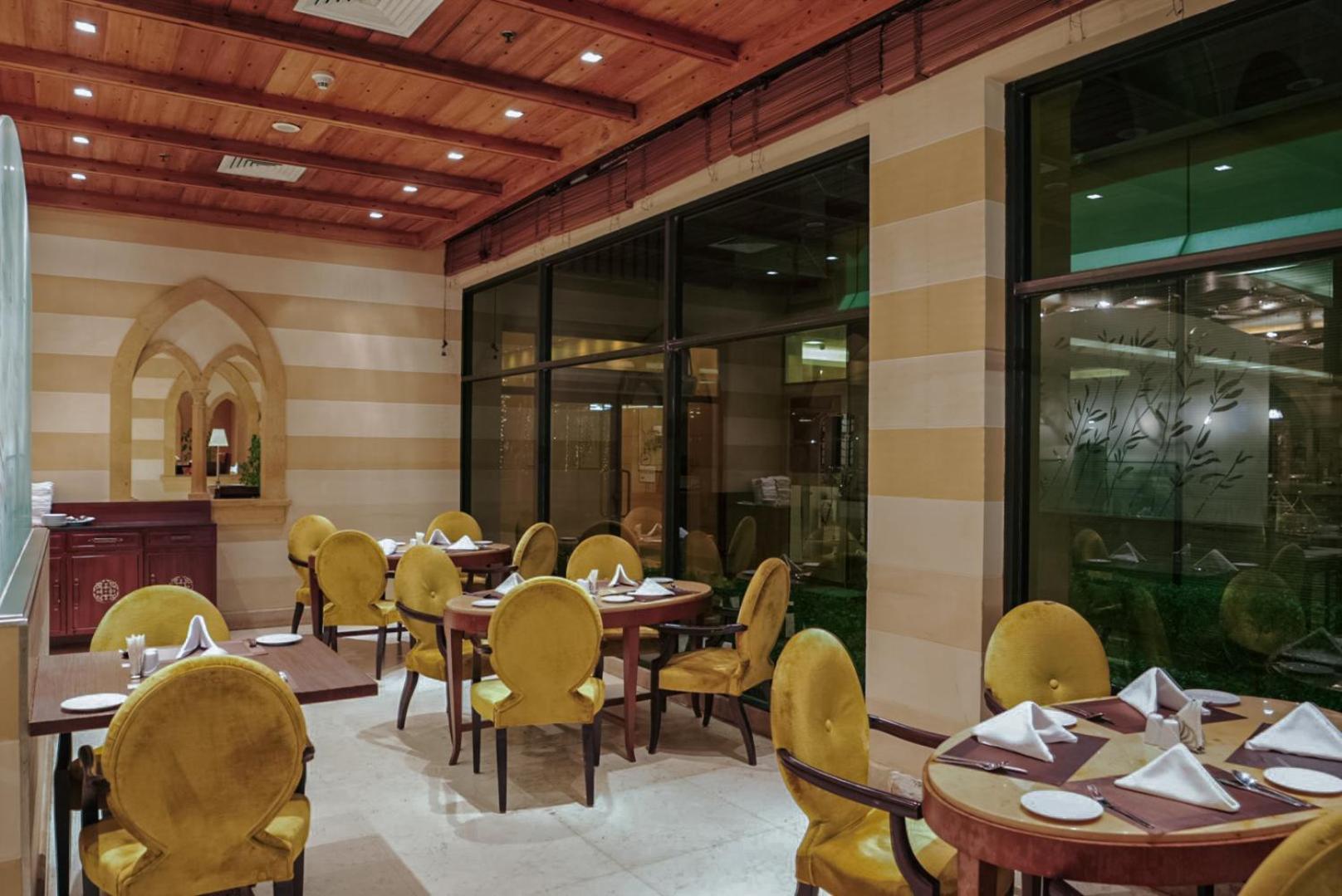 Sheraton Dammam Hotel&Convention Centre Esterno foto