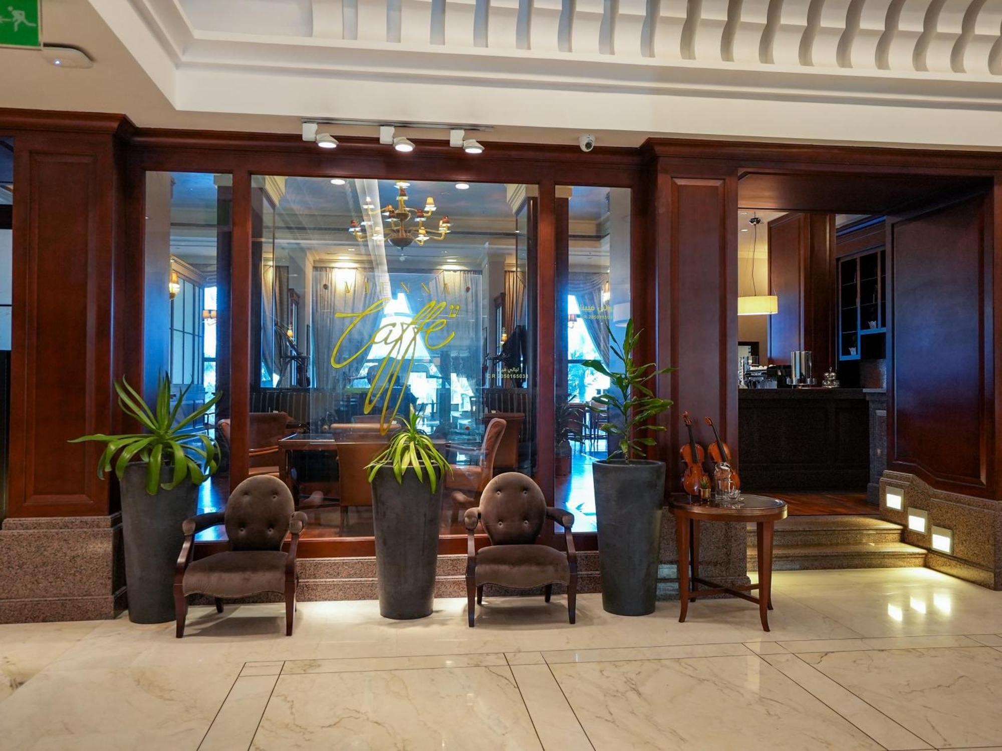Sheraton Dammam Hotel&Convention Centre Esterno foto