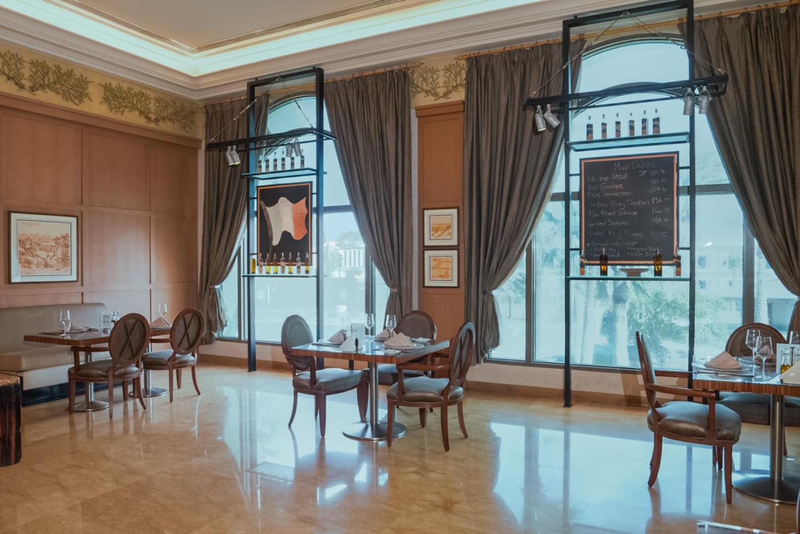 Sheraton Dammam Hotel&Convention Centre Esterno foto