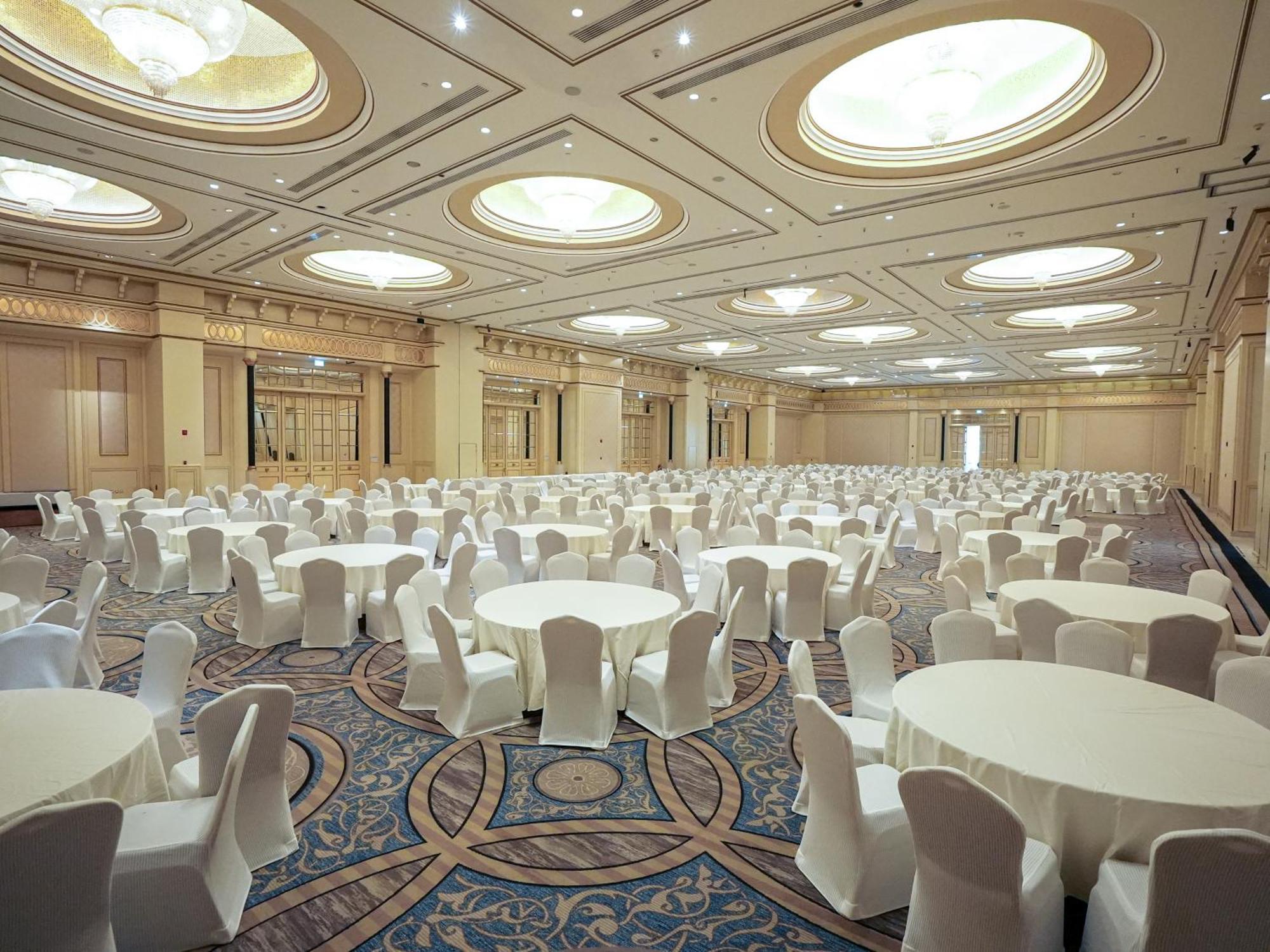 Sheraton Dammam Hotel&Convention Centre Esterno foto